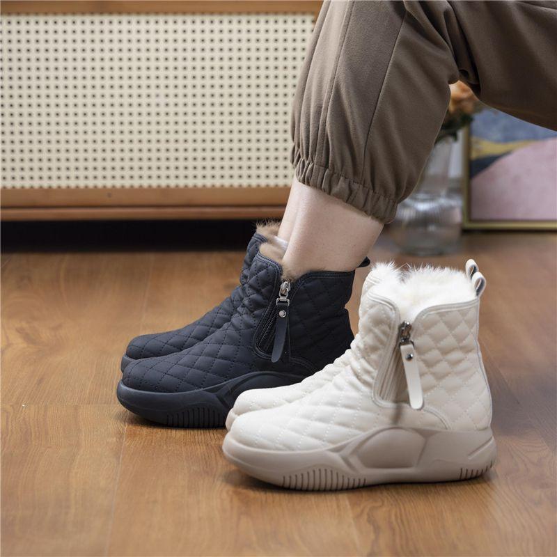 Women's Warm Thick Soled Snow Boots